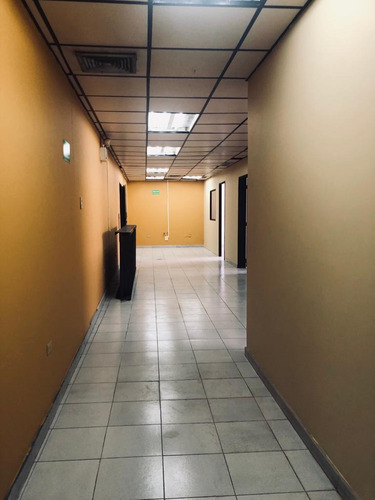 Imagen 12 de 20 de Galpon En Alquiler Con 4 Cavas Cuarto 1250 Metros Valencia