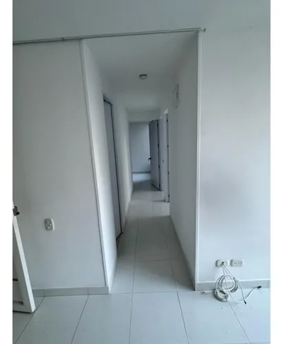 Venta Apartamento 60mts2, En Las Guabinas, Yumbo, 11237.