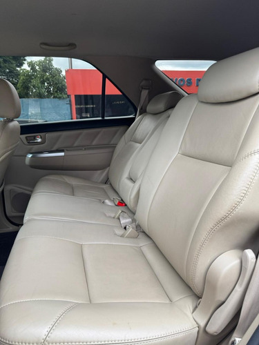 Toyota Hilux SW4 2.7 SR 4X2 16V FLEX 4P AUTOMÁTICO