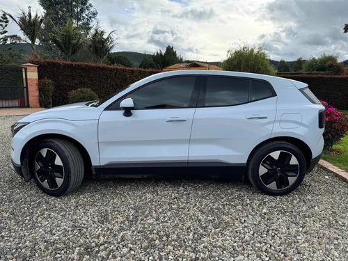 Volvo EX30 0.0 Core Rwd