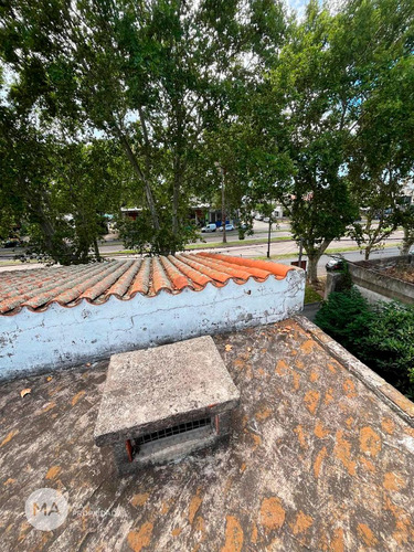 Casa 4 Dormitorios - Bv. Rondeau 4100 - Rosario | Venta