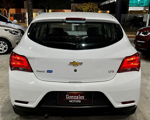 Imagem 5 de 15 de Onix Hatch Ltz 1.4 8v Flexpower 5p Aut. Unico Dono