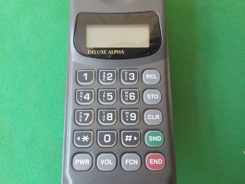 Telefone Celular Motorola Deluxe Alpha