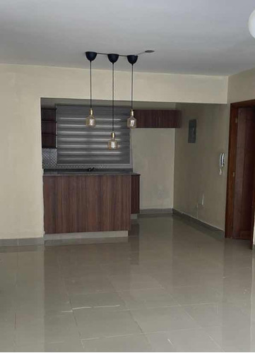 Apartamento En Renta En La Barranquita Rd$19,000