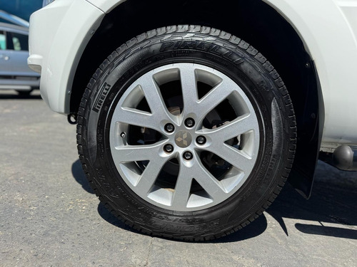 Mitsubishi Pajero TR4 2.0 4X2 16V 140CV FLEX 4P AUTOMÁTICO
