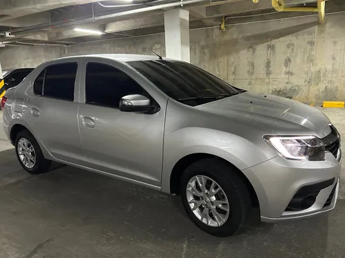 Renault Logan 1.6 Authentique / Life
