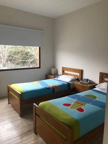 Casa Venta Con Renta Roble Joven - Pilar