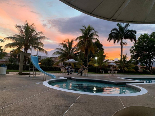 Imagen 3 de 7 de Penthouse En Venta En Lomas Del Trigal Norte, Valencia Carabobo Andres Giuseppe Código 141082