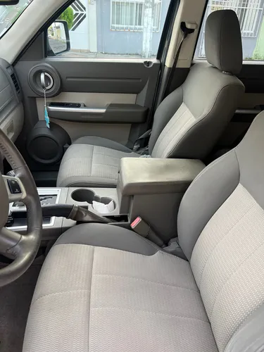 Dodge Nitro 3.7 Slt 4x2 At