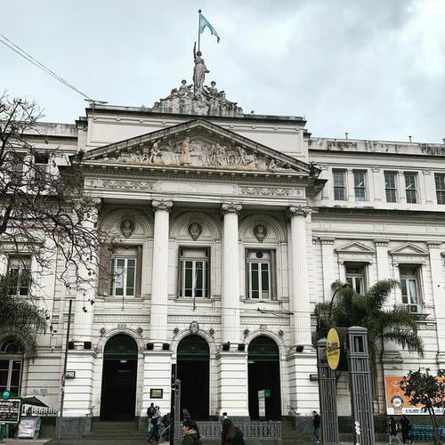 Imagen 12 de 17 de Ubicación Estratégica Zona Facultad De Medicina/económicas
