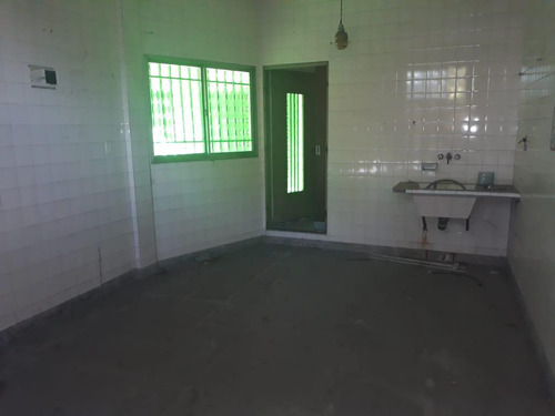 Lote Comercial En Esquina C/ Casa 6 Amb. Y Local A Refaccionar - Solo Uso Comercial - S.justo (ctro)