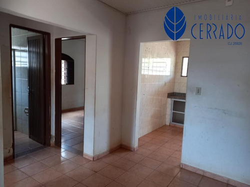 Imagem 4 de 12 de Casa Com Ponto Comercial No Bairro De Lourdes - Ca4232190