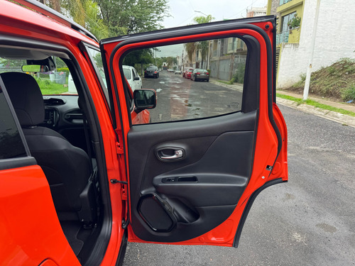 Jeep Renegade 1.8 Latitude 4x2 At