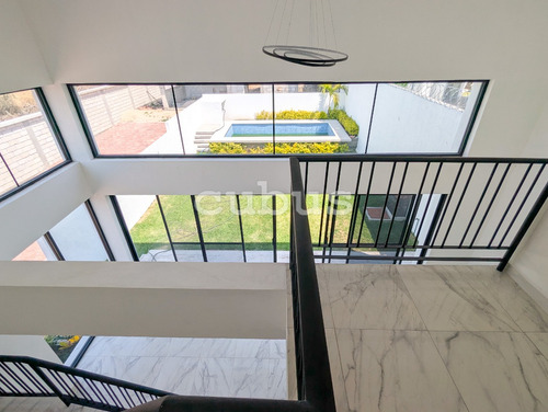 Casa Con Alberca En Venta En Fraccionamiento En Oaxtepec, Morelos