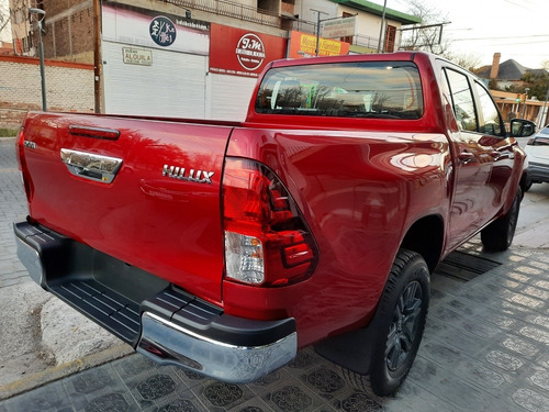 Imagen 5 de 15 de Toyota Hilux 2021 2.4 Cd Sr 150cv 4x2
