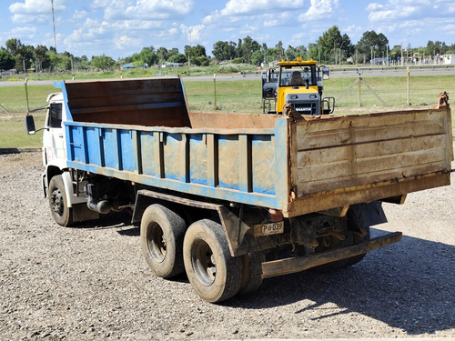 Camión Volkswagen Volcadora 23-220
