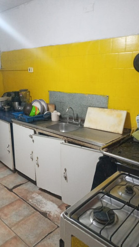 ¡oportunidad En Concepción: Casa Amplia Y Bien Ubicada!