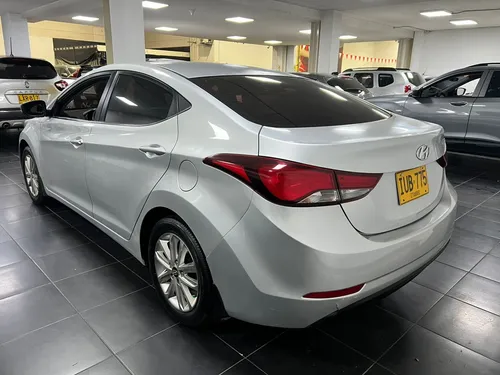 Hyundai Elantra I35 Mt 4x2 1.6