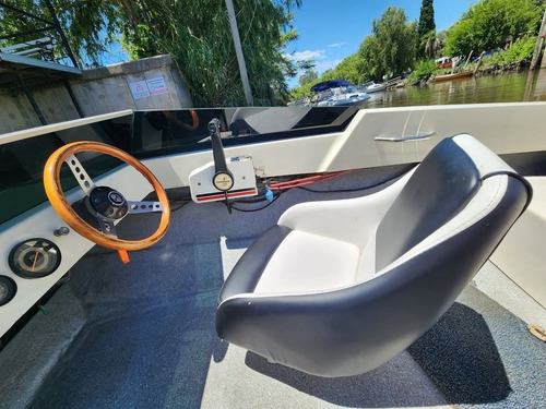 Bermuda Eaglet Suzuki 85 Hp 2 Tiempos