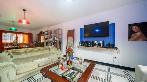 Venta Casa 5 Ambientes En Ciudad Madero