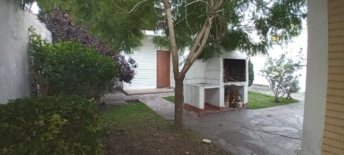 Imagen 26 de 29 de Casa + Dto 2 Ambientes. Sola En El Lote Con Gas Natural