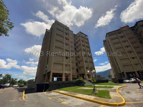 Ph En Venta Colinas De Bello Monte Caracas Con 2 Terrazas Y Espectacular Vista 24-14821 Mr.