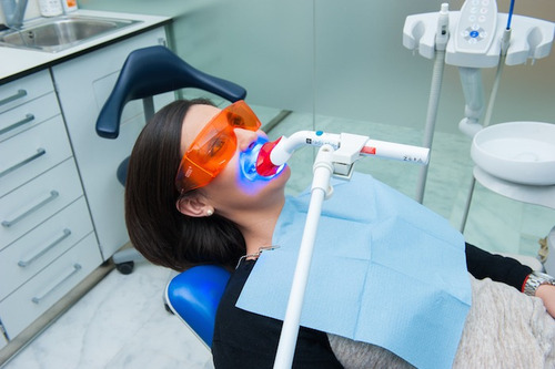 Imagen 10 de 10 de Blanqueamiento Dental Laser