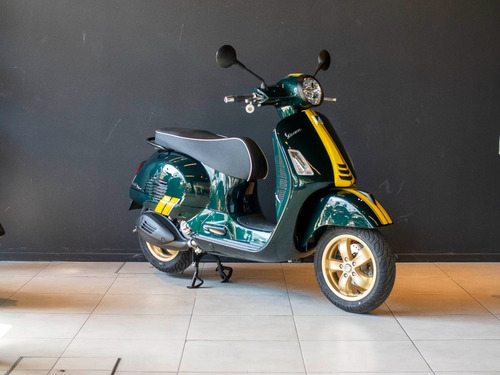 Imagen 21 de 24 de Vespa Gts Hpe Super 300 Racing Sixties Financiación Ya