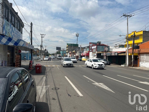 Venta Edificio 3 Ambientes Los Reyes Ixtacala 1ra. Sección