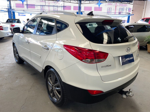 Imagem 4 de 10 de Hyundai Ix35 Gls 2.0 Branco 2016