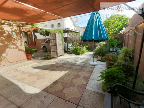 Casa En Venta De 3 Dorm. En Quilpué