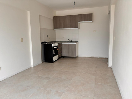 Oportunidad!! Departamento 2 Ambientes Apto Crédito - Flores Sur