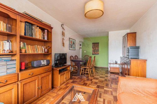 Imagen 3 de 12 de Venta, Centro, Apartamento 3 Dorm Y Balcon Scio.