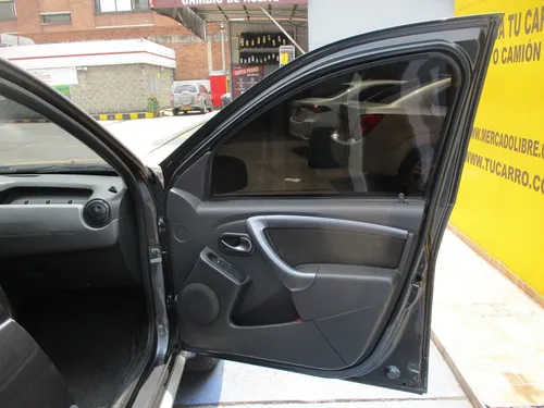 Renault Duster DYNAMIQUE 4X2 2000CC AT AA