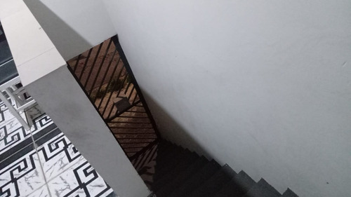 Imovel Com 4 Casas De 3 Cômodos Banheiro Quintal E Garagem
