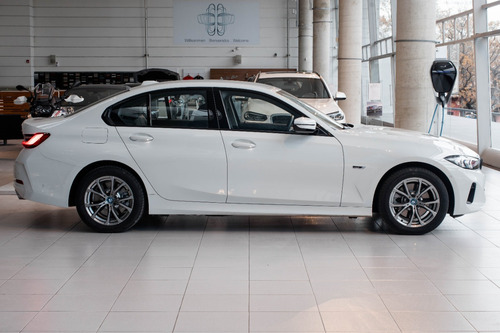 Bmw 330e Urban 2024