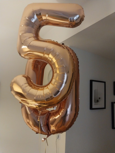 2 Globos Metalizados Rose Gold - 90×50 - Números 5 Y 0