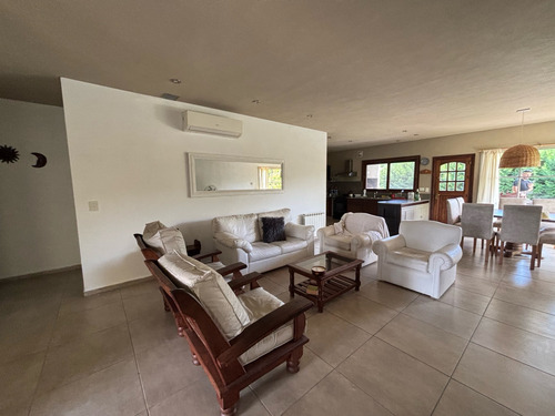 Casa En Alquiler Y Venta En San Alfonso Pilar Del Este | Vco Propiedades