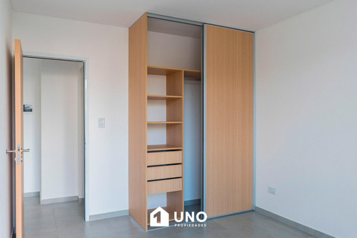 Urquiza 2792 - Dpto De 1 Dormitorio.