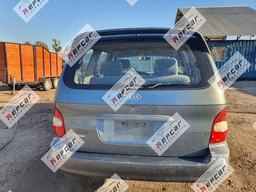Kia Carnival 2002 En Desarme