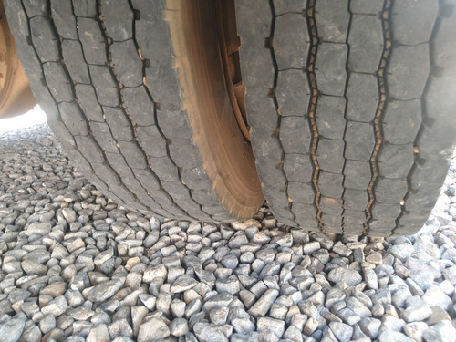 Hyundai Hd78/11/12 Com Baú De 6.43x2.60 M Bem Calçado