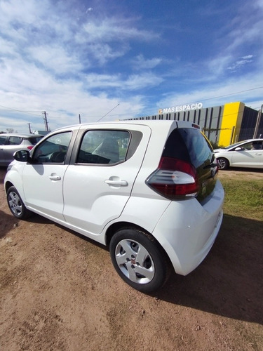Imagen 8 de 16 de Fiat Mobi 2019 1.0 Easy