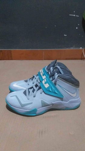 Zapatillas Nike Lebron Zoom Soldier 7 Gs Azul Claro