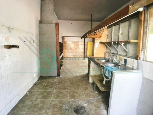 Imagen 6 de 11 de Colonia Del Sacramento - Salón Comercial Céntrico
