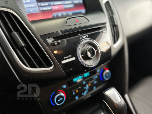 Ford Focus 2.0 TITANIUM FASTBACK 16V FLEX 4P POWERSHIFT