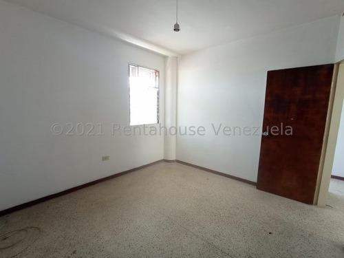 Imagen 14 de 14 de Grato Apartamento En Venta Zona Centro # 4 22-12332 Gbf