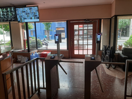 Departamento 4 Piso-3d-2b-cocina-logia-living-comedor-balcon