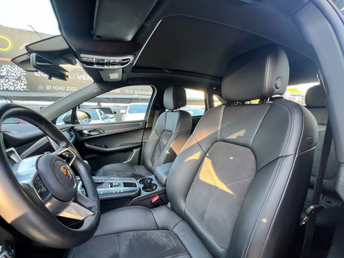 Porsche Macan 2.0 2021