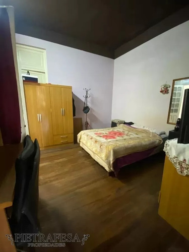 Casa En Venta 4 Dormitorios, 1 Baño Y Azotea- General Pagola -villa Muñoz