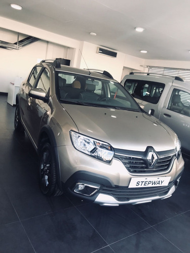 Imagen 2 de 17 de Renault Sandero Stepway Zen1.6 Dm